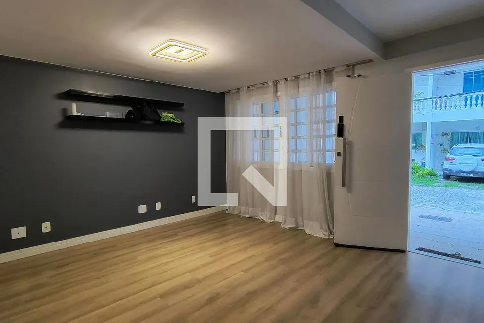 Foto 4 de Casa com 3 quartos à venda, 130m2 em Rio De Janeiro - RJ
