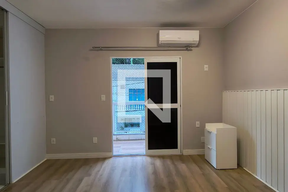 Foto 8 de Casa com 3 quartos à venda, 130m2 em Rio De Janeiro - RJ