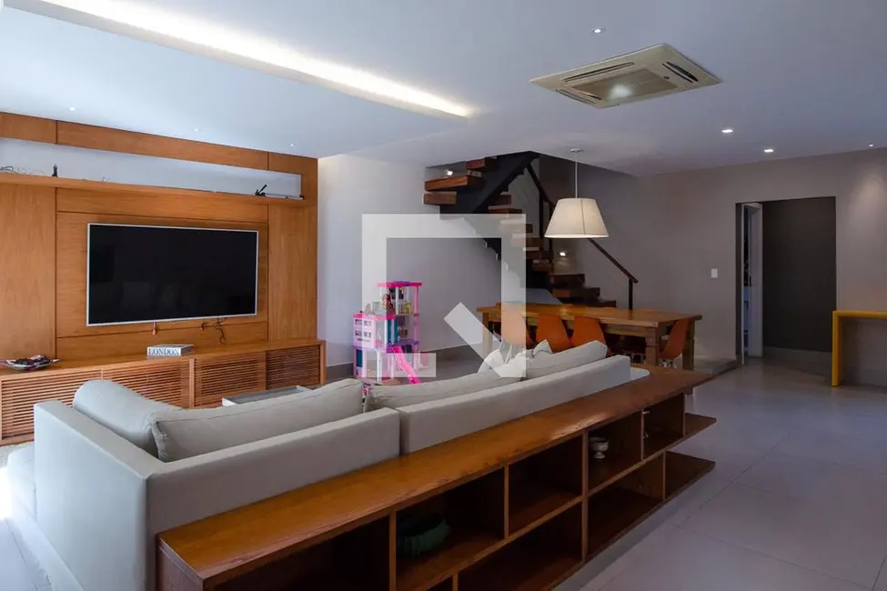 Casa de Condomínio com 4 quartos à venda, 293m2 em Rio De Janeiro - RJ - imagem 6 Foto 6 de Casa de Condomínio com 4 quartos à venda, 293m2 em Rio De Janeiro - RJ