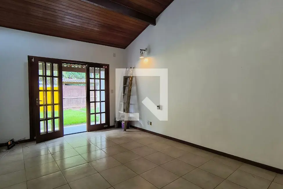 Casa com 2 quartos à venda, 300m2 em Rio De Janeiro - RJ - imagem 6 Foto 6 de Casa com 2 quartos à venda, 300m2 em Rio De Janeiro - RJ