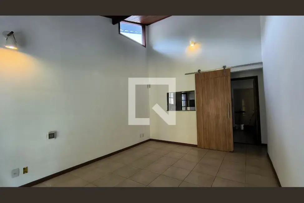 Casa com 2 quartos à venda, 300m2 em Rio De Janeiro - RJ - imagem 3 Foto 3 de Casa com 2 quartos à venda, 300m2 em Rio De Janeiro - RJ