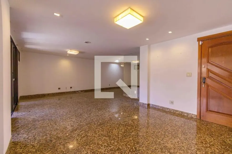 Apartamento com 4 quartos à venda, 185m2 em Rio De Janeiro - RJ - imagem 5 Foto 5 de Apartamento com 4 quartos à venda, 185m2 em Rio De Janeiro - RJ