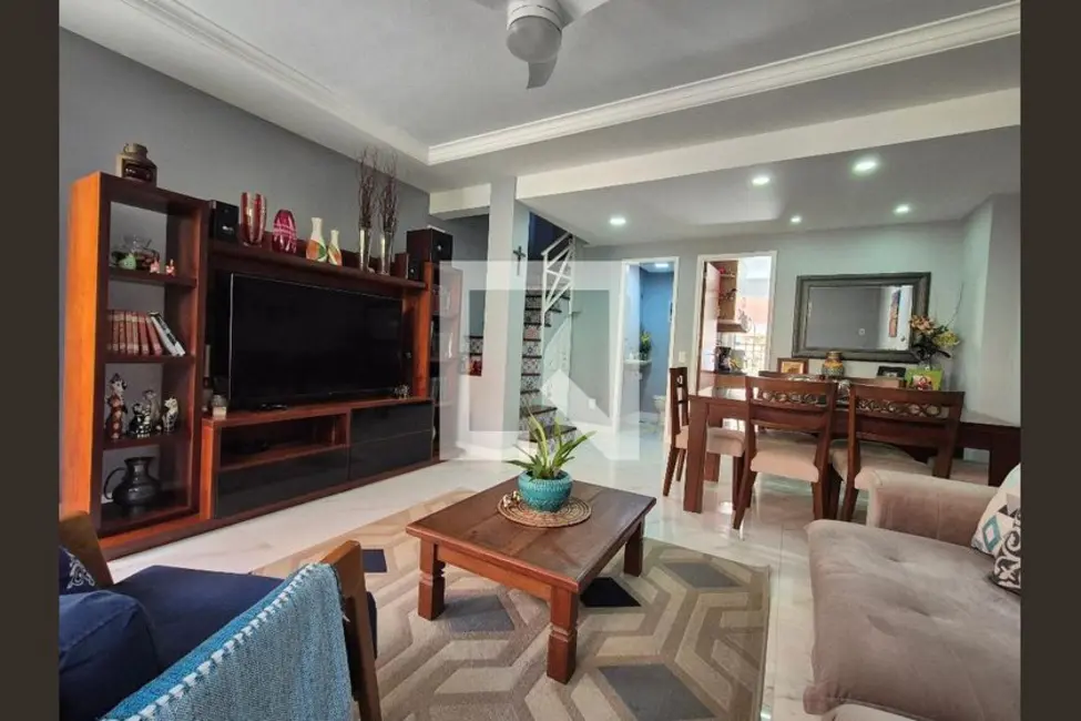 Casa com 4 quartos à venda, 174m2 em Rio De Janeiro - RJ - imagem 3 Foto 3 de Casa com 4 quartos à venda, 174m2 em Rio De Janeiro - RJ