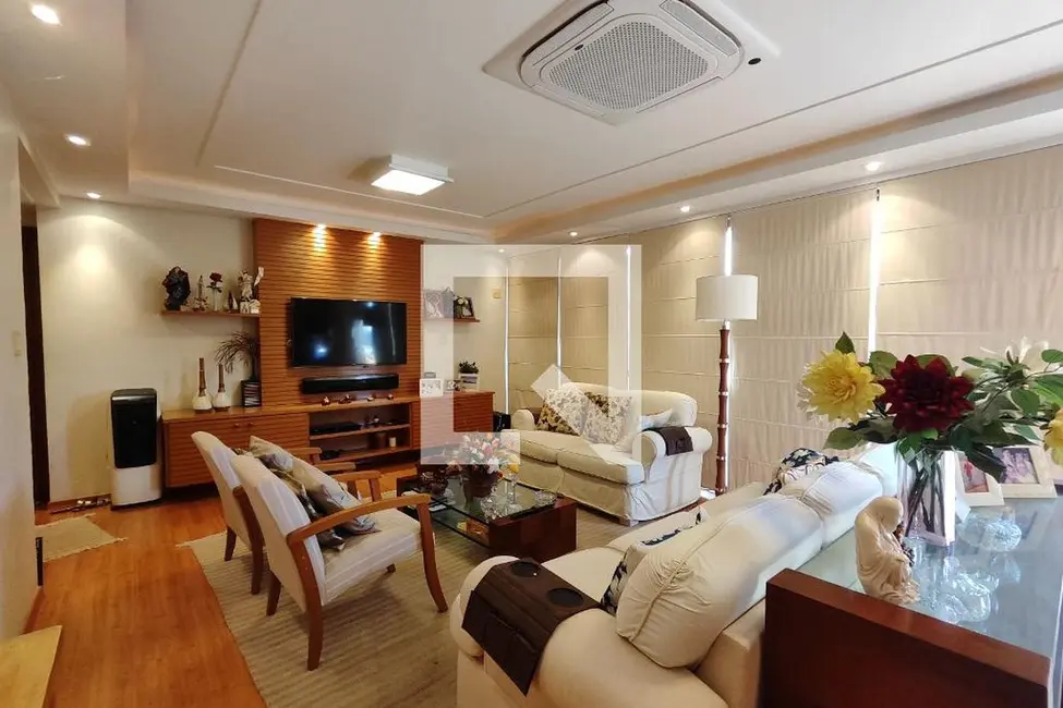 Apartamento com 3 quartos à venda, 360m2 em Rio De Janeiro - RJ - imagem 2 Foto 2 de Apartamento com 3 quartos à venda, 360m2 em Rio De Janeiro - RJ