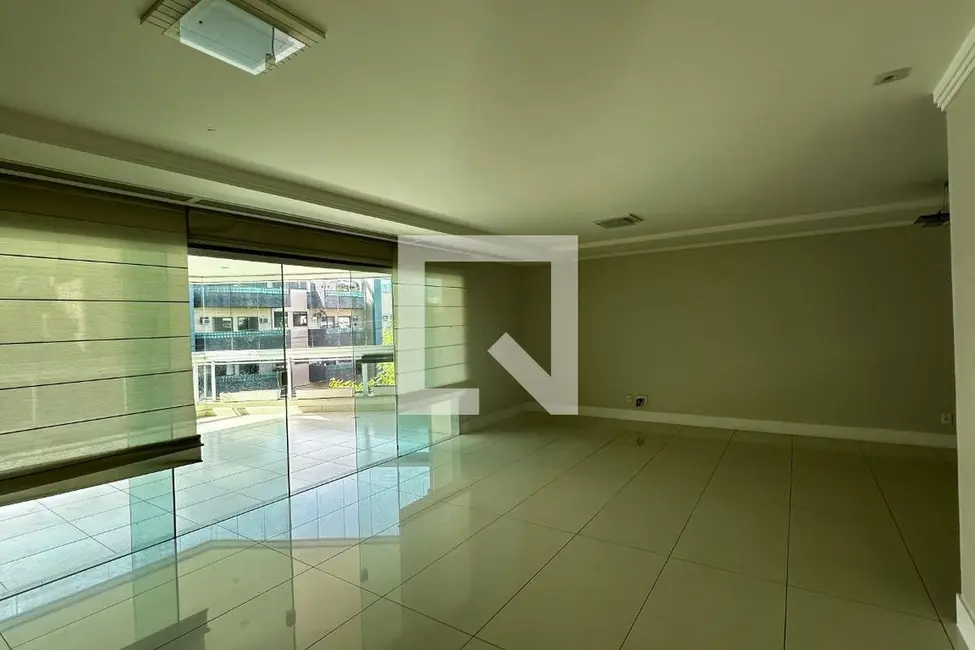 Apartamento com 3 quartos à venda, 180m2 em Rio De Janeiro - RJ - imagem 8 Foto 8 de Apartamento com 3 quartos à venda, 180m2 em Rio De Janeiro - RJ