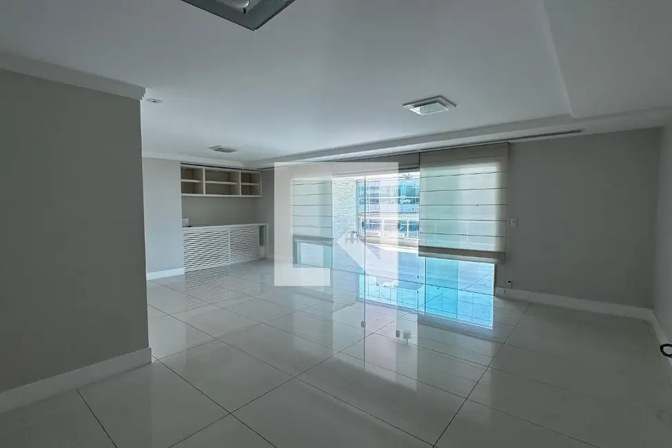 Foto 2 de Apartamento com 3 quartos à venda, 180m2 em Rio De Janeiro - RJ