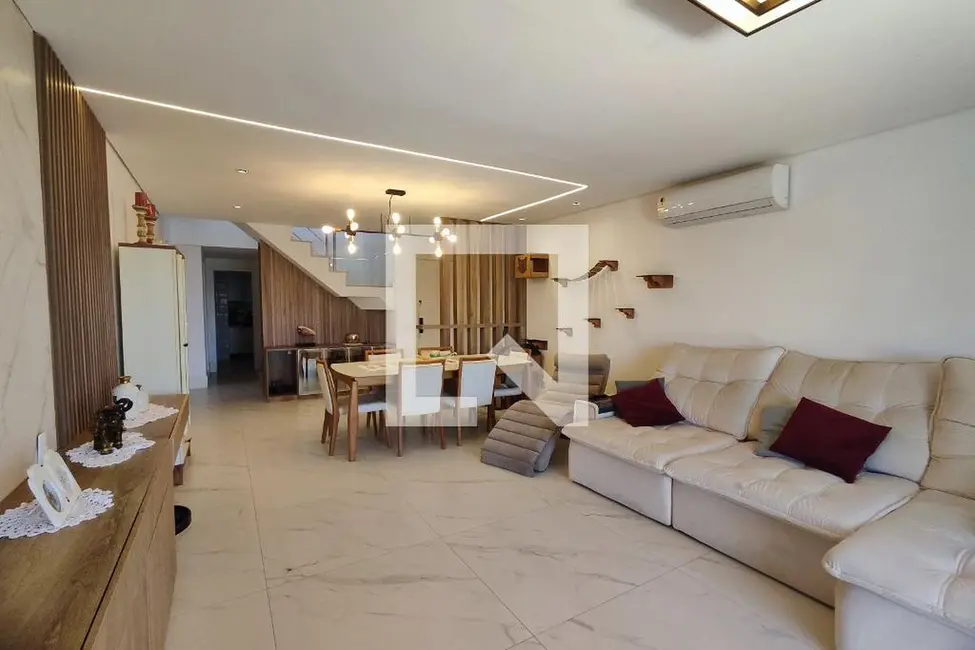 Apartamento com 3 quartos à venda, 215m2 em Rio De Janeiro - RJ - imagem 6 Foto 6 de Apartamento com 3 quartos à venda, 215m2 em Rio De Janeiro - RJ
