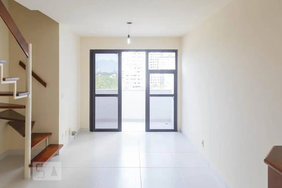 Apartamento com 2 quartos à venda, 70m2 em Rio De Janeiro - RJ - imagem 1 Foto 1 de Apartamento com 2 quartos à venda, 70m2 em Rio De Janeiro - RJ