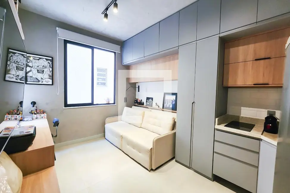 Kitnet com 1 quarto à venda, 23m2 em Botafogo, Rio De Janeiro - RJ - imagem 2 Foto 2 de Kitnet com 1 quarto à venda, 23m2 em Botafogo, Rio De Janeiro - RJ