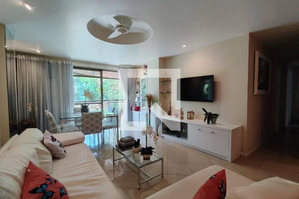 Apartamento com 3 quartos à venda, 143m2 em Rio De Janeiro - RJ - imagem 4 Foto 4 de Apartamento com 3 quartos à venda, 143m2 em Rio De Janeiro - RJ