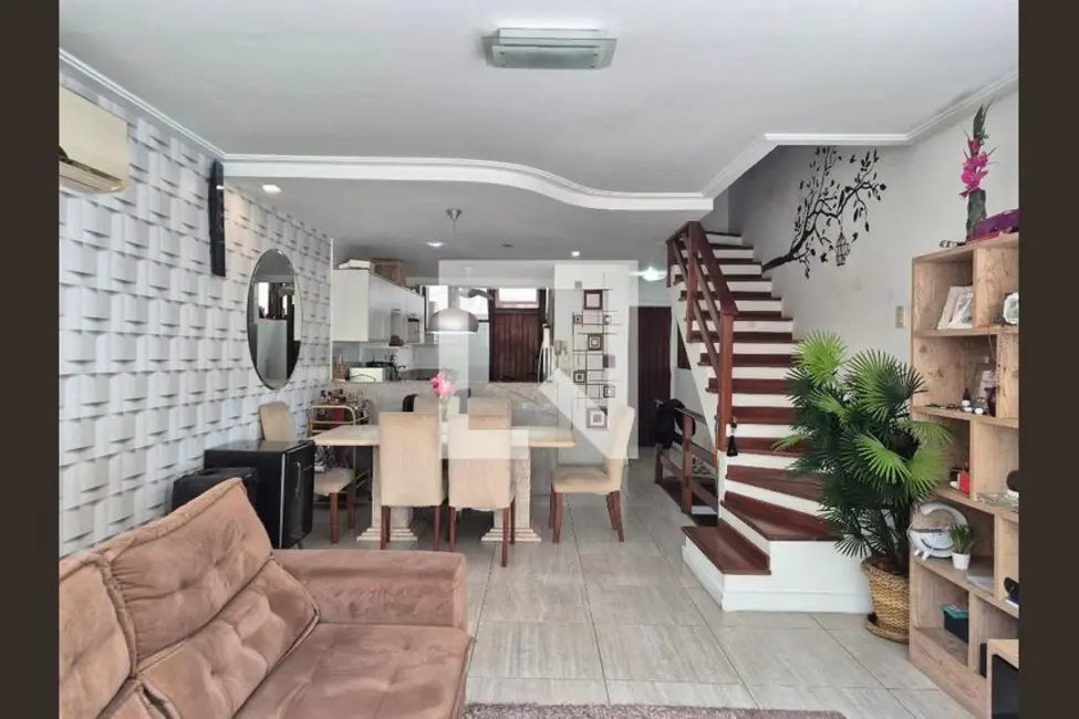 Foto 9 de Casa com 3 quartos à venda, 200m2 em Rio De Janeiro - RJ
