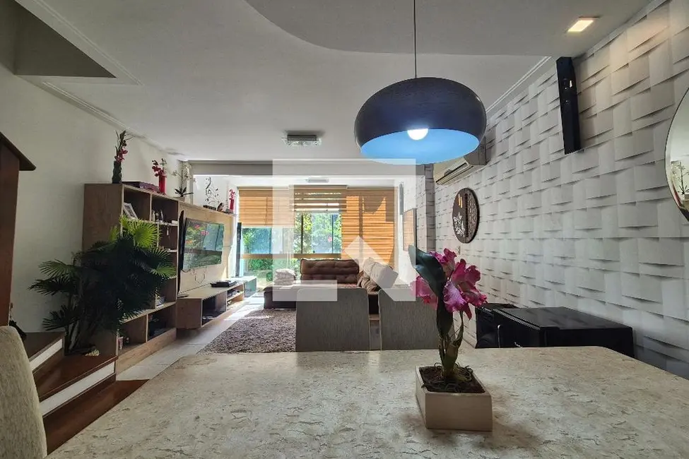 Foto 6 de Casa com 3 quartos à venda, 200m2 em Rio De Janeiro - RJ