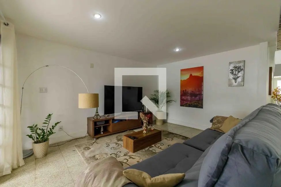 Casa com 5 quartos à venda, 600m2 em Rio De Janeiro - RJ - imagem 6 Foto 6 de Casa com 5 quartos à venda, 600m2 em Rio De Janeiro - RJ