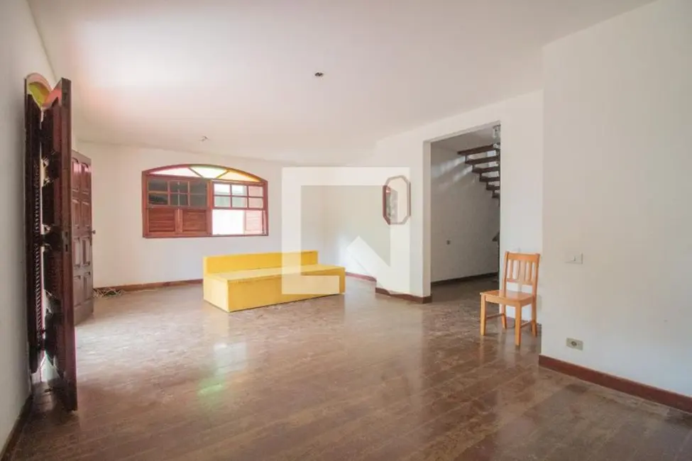 Casa com 4 quartos à venda, 500m2 em Rio De Janeiro - RJ - imagem 1 Foto 1 de Casa com 4 quartos à venda, 500m2 em Rio De Janeiro - RJ