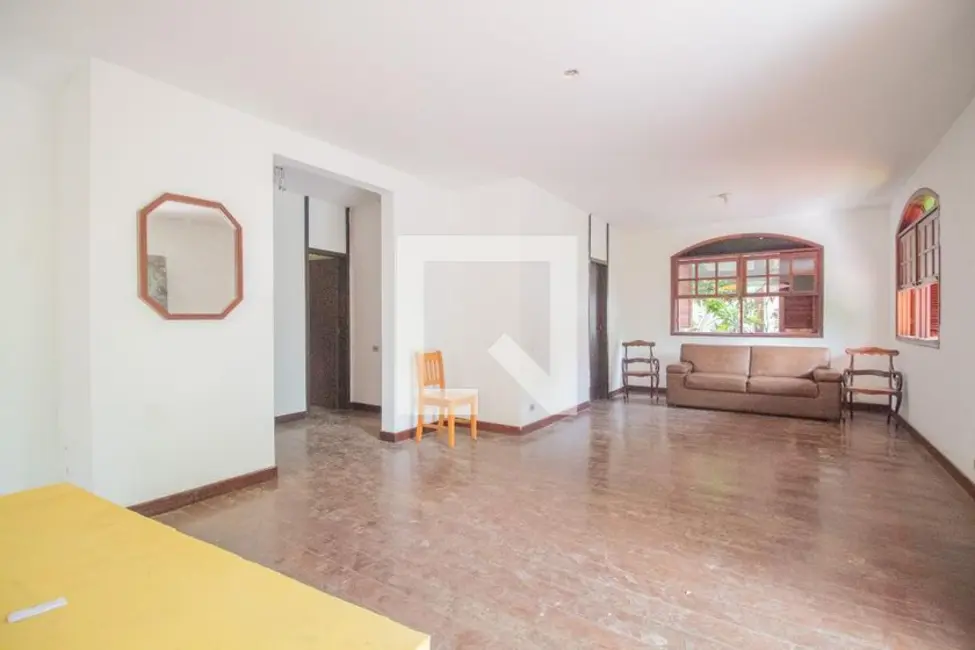 Casa com 4 quartos à venda, 500m2 em Rio De Janeiro - RJ - imagem 3 Foto 3 de Casa com 4 quartos à venda, 500m2 em Rio De Janeiro - RJ