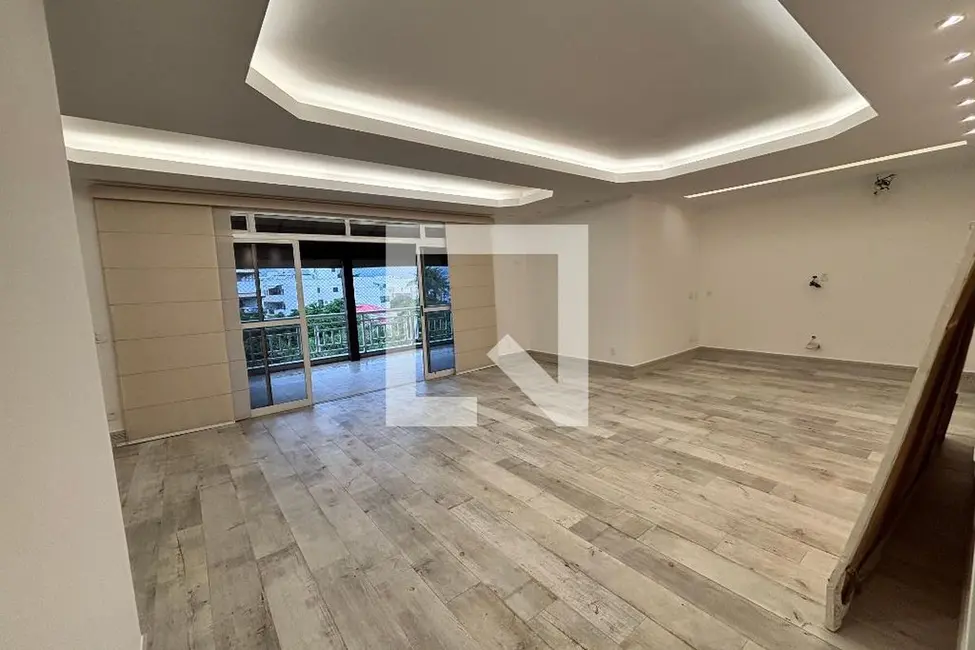 Foto 2 de Apartamento com 3 quartos à venda, 194m2 em Rio De Janeiro - RJ