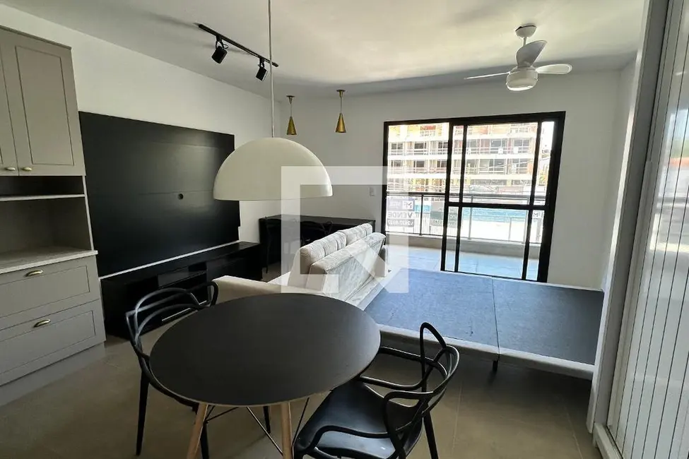 Foto 4 de Apartamento com 1 quarto à venda, 45m2 em Rio De Janeiro - RJ