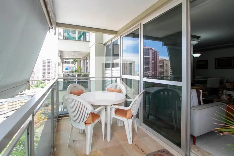 Apartamento com 1 quarto à venda, 64m2 em Barra da Tijuca, Rio De Janeiro - RJ - imagem 7 Foto 7 de Apartamento com 1 quarto à venda, 64m2 em Barra da Tijuca, Rio De Janeiro - RJ