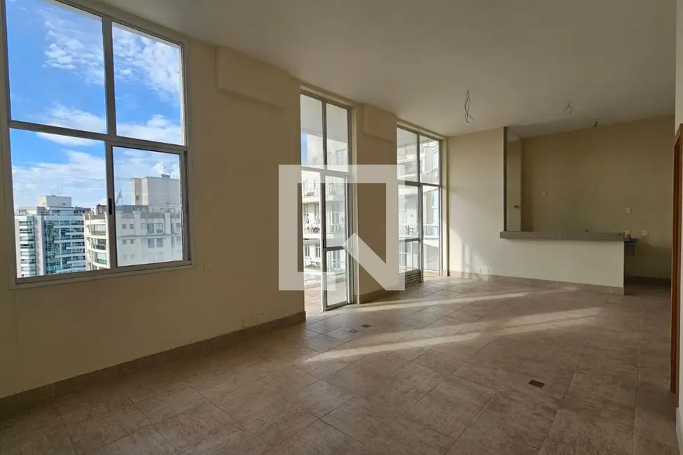 Foto 2 de Apartamento com 2 quartos à venda, 74m2 em Barra da Tijuca, Rio De Janeiro - RJ