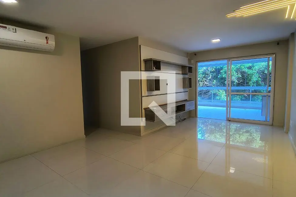 Apartamento com 3 quartos à venda, 138m2 em Rio De Janeiro - RJ - imagem 2 Foto 2 de Apartamento com 3 quartos à venda, 138m2 em Rio De Janeiro - RJ