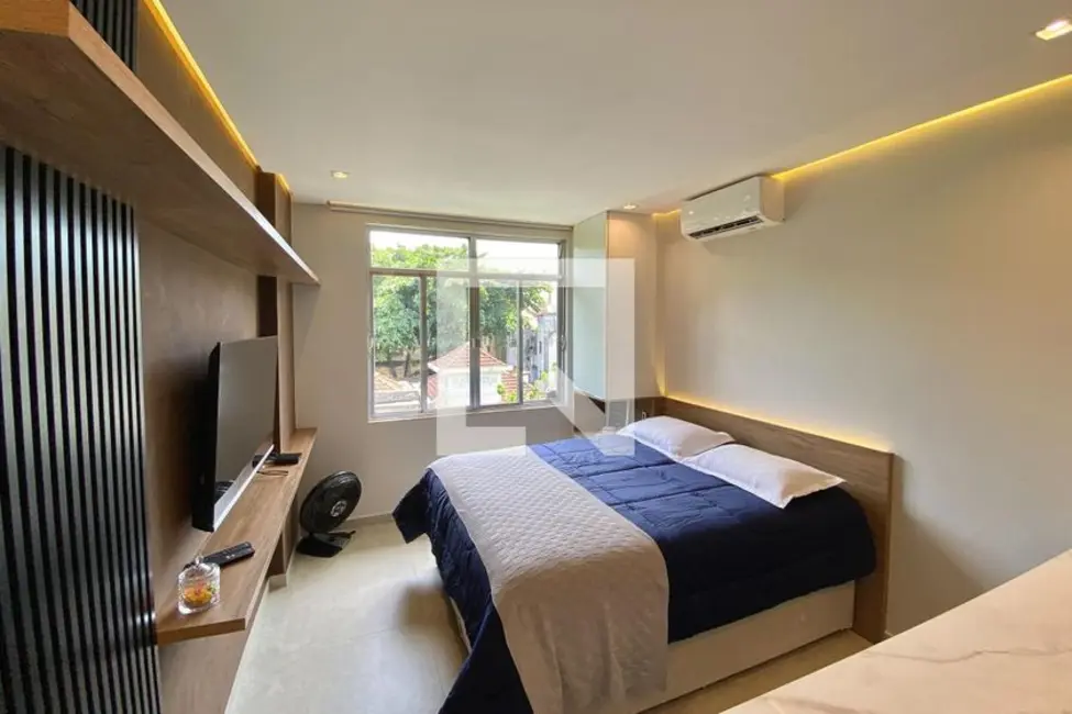 Kitnet com 1 quarto à venda, 29m2 em Botafogo, Rio De Janeiro - RJ - imagem 1 Foto 1 de Kitnet com 1 quarto à venda, 29m2 em Botafogo, Rio De Janeiro - RJ