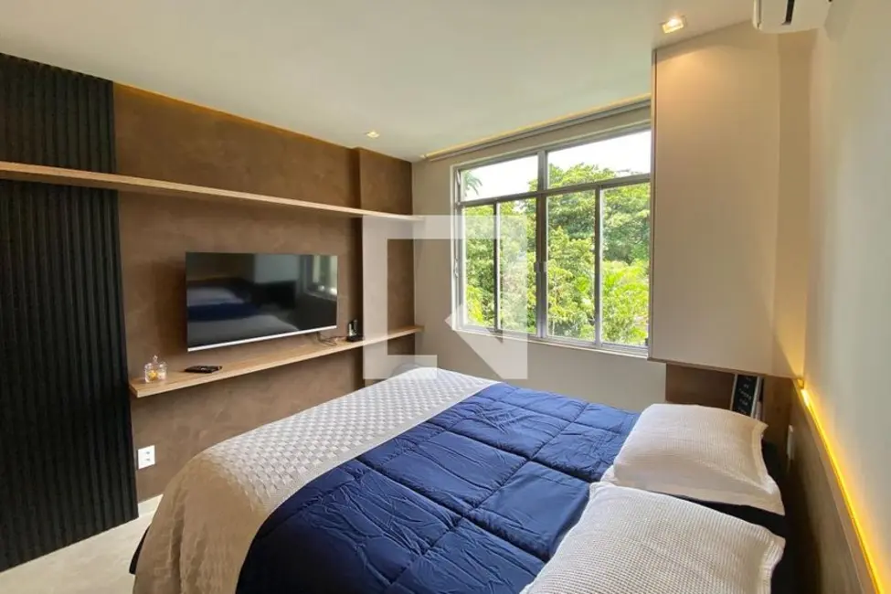 Kitnet com 1 quarto à venda, 29m2 em Botafogo, Rio De Janeiro - RJ - imagem 2 Foto 2 de Kitnet com 1 quarto à venda, 29m2 em Botafogo, Rio De Janeiro - RJ