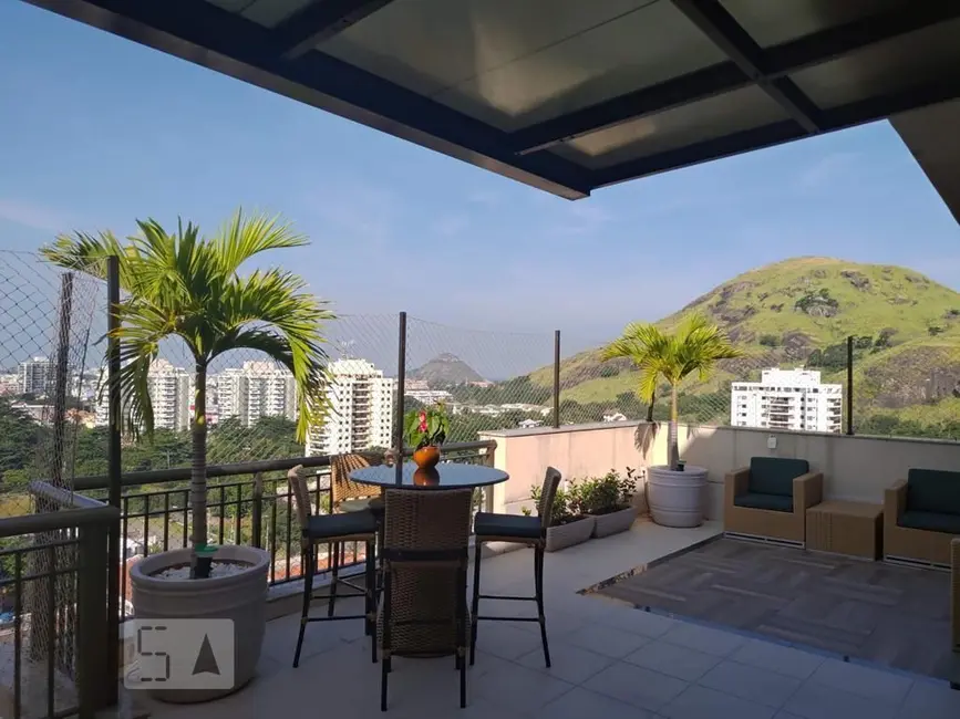 Apartamento com 3 quartos à venda, 160m2 em Rio De Janeiro - RJ - imagem 5 Foto 5 de Apartamento com 3 quartos à venda, 160m2 em Rio De Janeiro - RJ