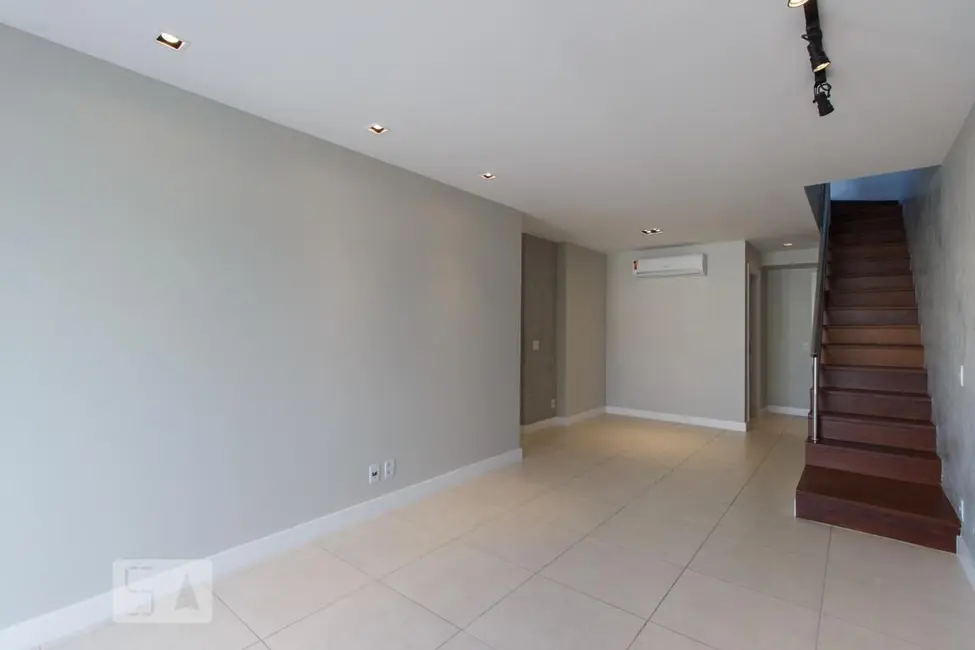 Foto 2 de Apartamento com 3 quartos à venda, 215m2 em Barra da Tijuca, Rio De Janeiro - RJ
