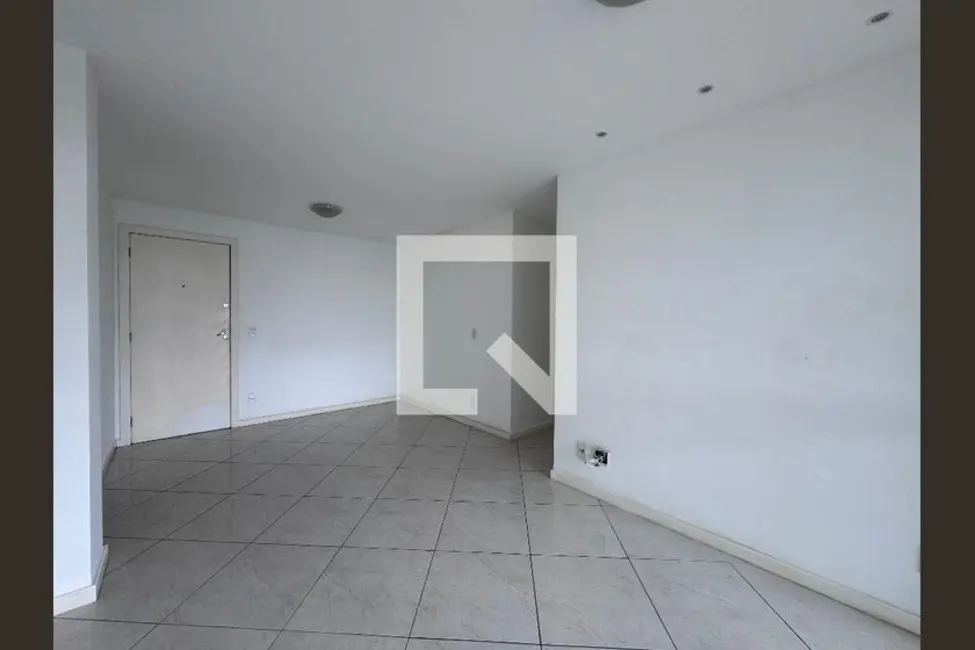 Apartamento com 3 quartos à venda, 77m2 em Rio De Janeiro - RJ - imagem 4 Foto 4 de Apartamento com 3 quartos à venda, 77m2 em Rio De Janeiro - RJ
