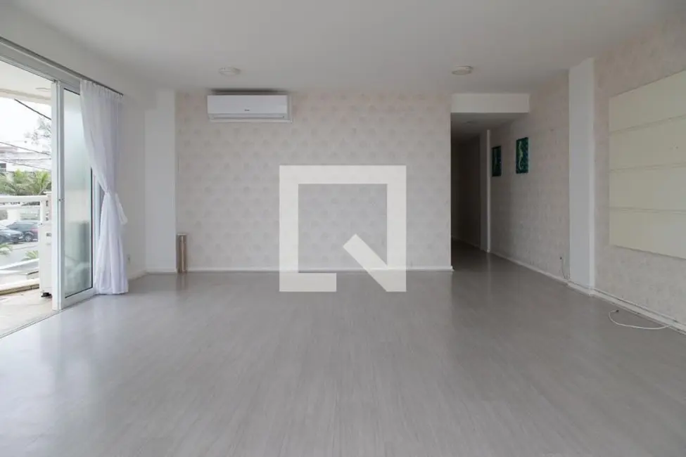 Apartamento com 3 quartos à venda, 165m2 em Rio De Janeiro - RJ - imagem 4 Foto 4 de Apartamento com 3 quartos à venda, 165m2 em Rio De Janeiro - RJ