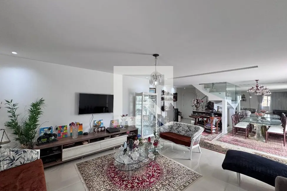 Apartamento com 3 quartos à venda, 360m2 em Rio De Janeiro - RJ - imagem 2 Foto 2 de Apartamento com 3 quartos à venda, 360m2 em Rio De Janeiro - RJ
