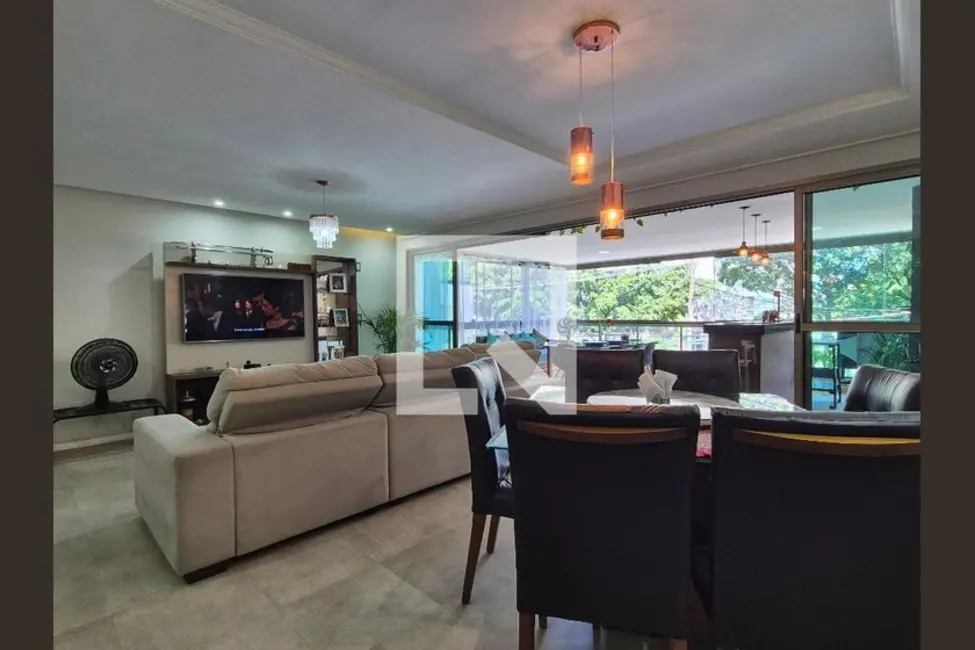Apartamento com 4 quartos à venda, 198m2 em Rio De Janeiro - RJ - imagem 1 Foto 1 de Apartamento com 4 quartos à venda, 198m2 em Rio De Janeiro - RJ