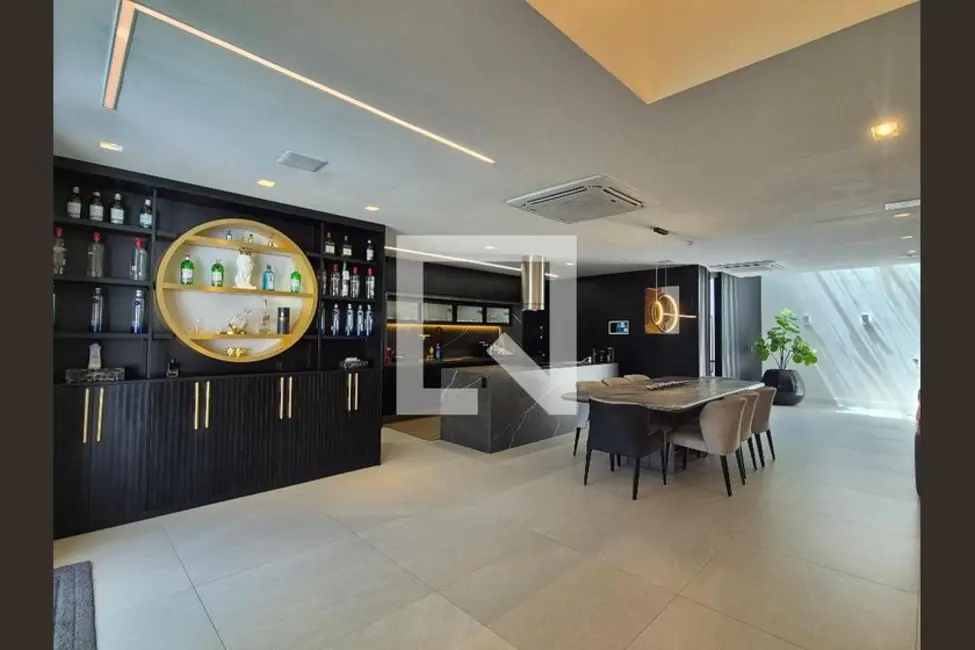 Casa de Condomínio com 2 quartos à venda, 270m2 em Rio De Janeiro - RJ - imagem 4 Foto 4 de Casa de Condomínio com 2 quartos à venda, 270m2 em Rio De Janeiro - RJ