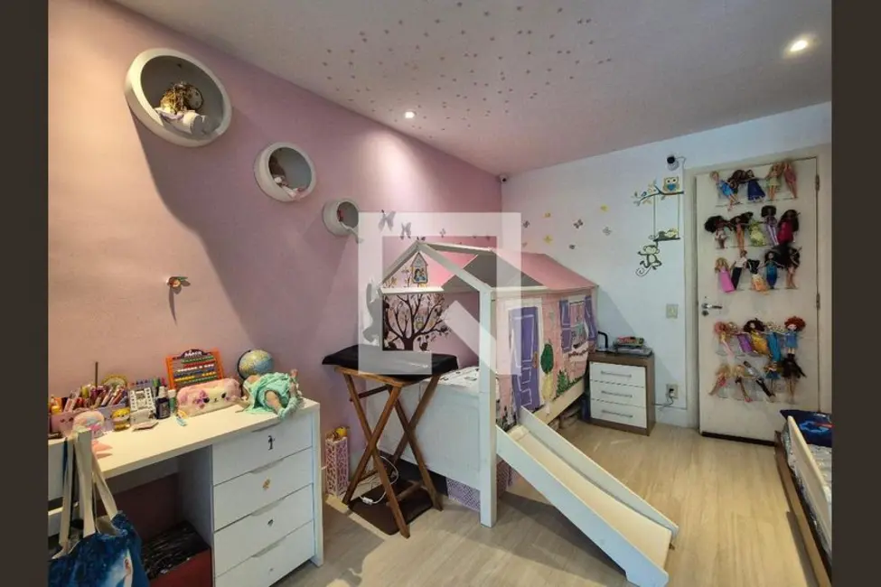 Apartamento com 3 quartos à venda, 175m2 em Rio De Janeiro - RJ - imagem 7 Foto 7 de Apartamento com 3 quartos à venda, 175m2 em Rio De Janeiro - RJ