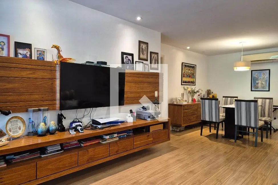 Apartamento com 3 quartos à venda, 175m2 em Rio De Janeiro - RJ - imagem 6 Foto 6 de Apartamento com 3 quartos à venda, 175m2 em Rio De Janeiro - RJ