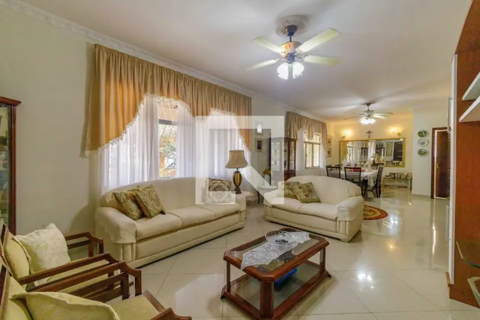 Casa de Condomínio com 5 quartos à venda, 335m2 em Rio De Janeiro - RJ - imagem 3 Foto 3 de Casa de Condomínio com 5 quartos à venda, 335m2 em Rio De Janeiro - RJ