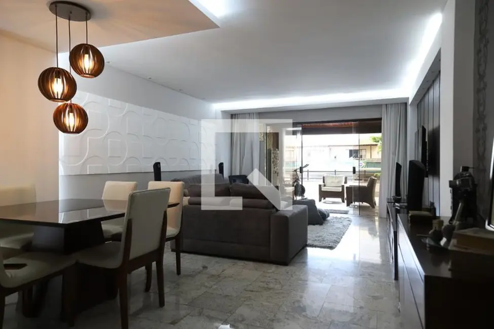 Apartamento com 4 quartos à venda, 392m2 em Rio De Janeiro - RJ - imagem 6 Foto 6 de Apartamento com 4 quartos à venda, 392m2 em Rio De Janeiro - RJ