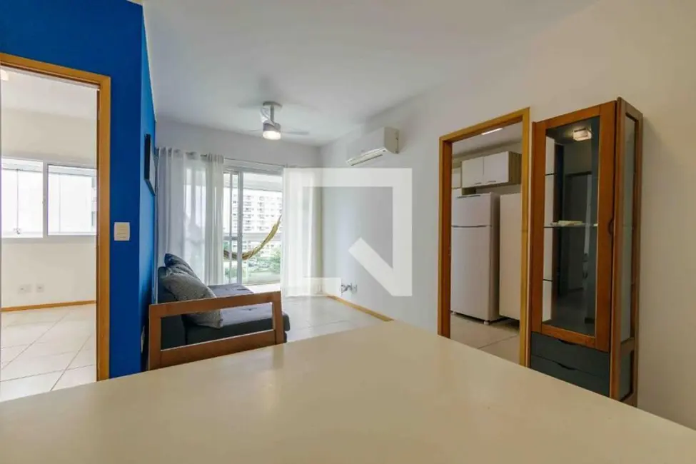 Apartamento com 2 quartos à venda, 70m2 em Rio De Janeiro - RJ - imagem 2 Foto 2 de Apartamento com 2 quartos à venda, 70m2 em Rio De Janeiro - RJ