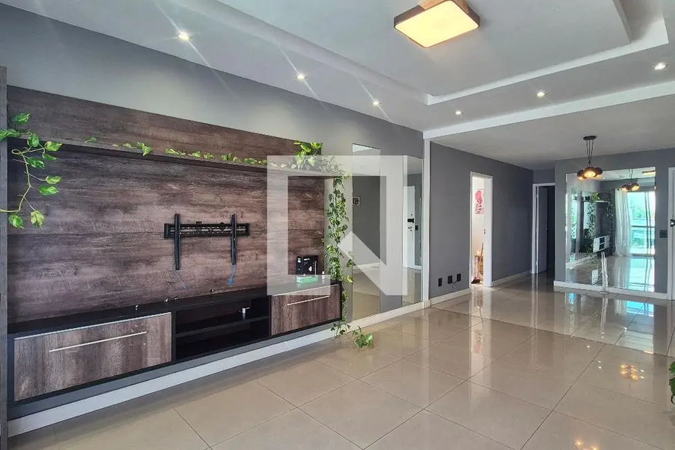 Apartamento com 3 quartos à venda, 180m2 em Rio De Janeiro - RJ - imagem 6 Foto 6 de Apartamento com 3 quartos à venda, 180m2 em Rio De Janeiro - RJ