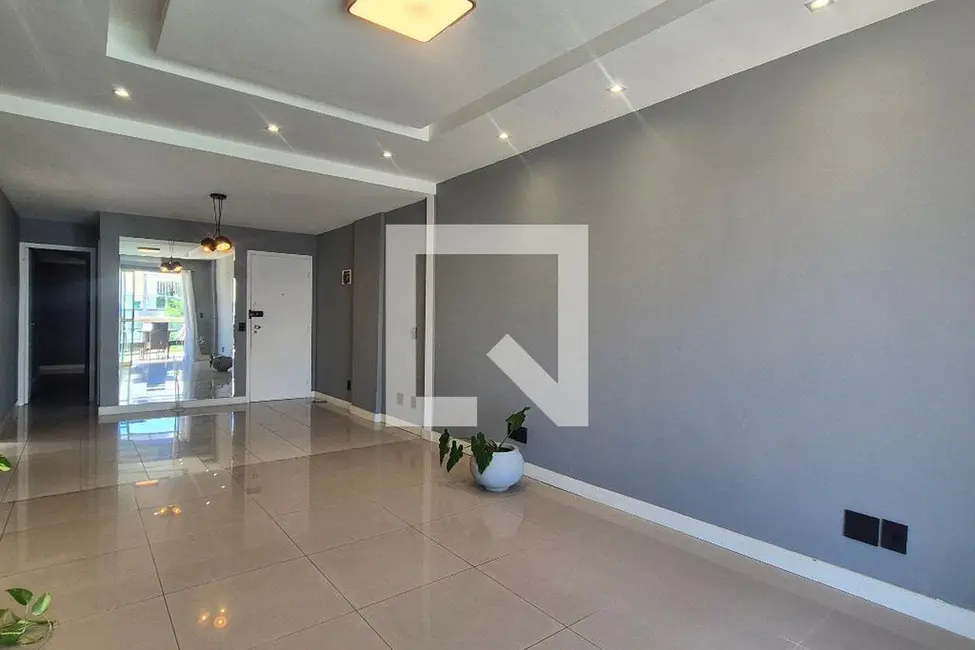 Apartamento com 3 quartos à venda, 180m2 em Rio De Janeiro - RJ - imagem 8 Foto 8 de Apartamento com 3 quartos à venda, 180m2 em Rio De Janeiro - RJ