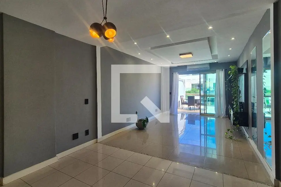 Apartamento com 3 quartos à venda, 180m2 em Rio De Janeiro - RJ - imagem 4 Foto 4 de Apartamento com 3 quartos à venda, 180m2 em Rio De Janeiro - RJ