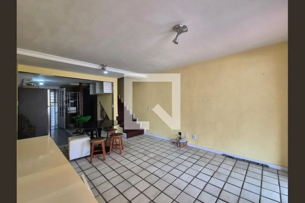 Casa de Condomínio com 3 quartos à venda, 150m2 em Rio De Janeiro - RJ - imagem 1 Foto 1 de Casa de Condomínio com 3 quartos à venda, 150m2 em Rio De Janeiro - RJ