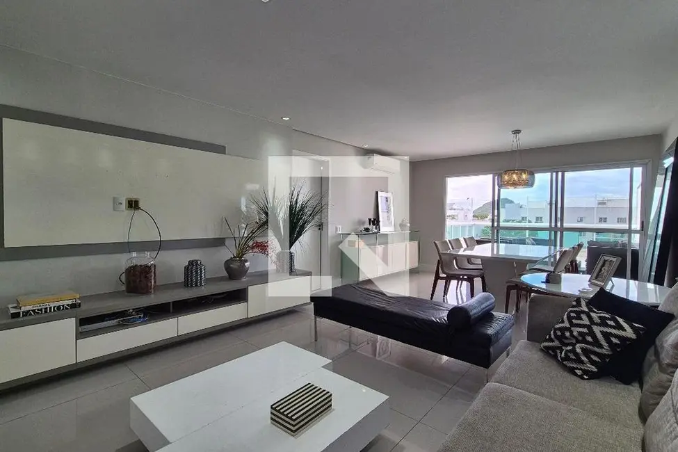 Apartamento com 4 quartos à venda, 324m2 em Rio De Janeiro - RJ - imagem 2 Foto 2 de Apartamento com 4 quartos à venda, 324m2 em Rio De Janeiro - RJ
