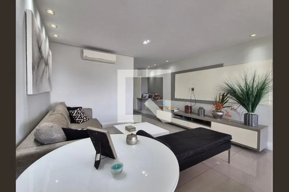 Apartamento com 4 quartos à venda, 324m2 em Rio De Janeiro - RJ - imagem 3 Foto 3 de Apartamento com 4 quartos à venda, 324m2 em Rio De Janeiro - RJ