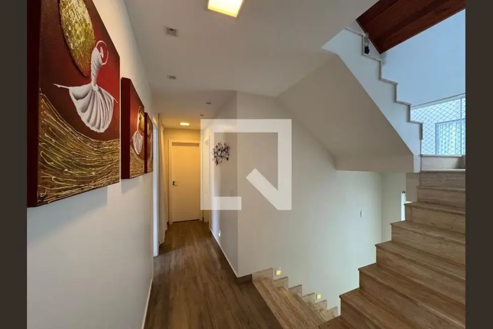 Casa de Condomínio com 4 quartos à venda, 350m2 em Rio De Janeiro - RJ - imagem 8 Foto 8 de Casa de Condomínio com 4 quartos à venda, 350m2 em Rio De Janeiro - RJ