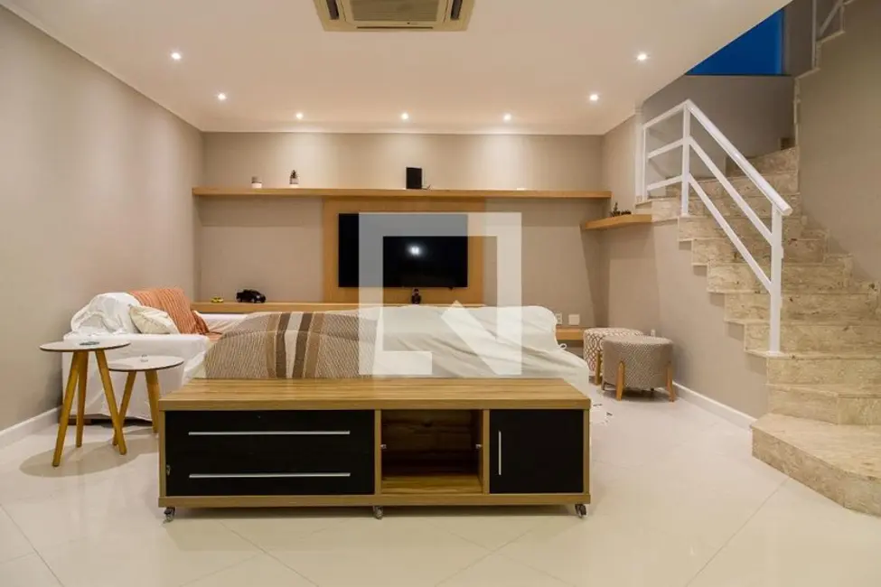 Casa com 4 quartos à venda, 330m2 em Rio De Janeiro - RJ - imagem 6 Foto 6 de Casa com 4 quartos à venda, 330m2 em Rio De Janeiro - RJ