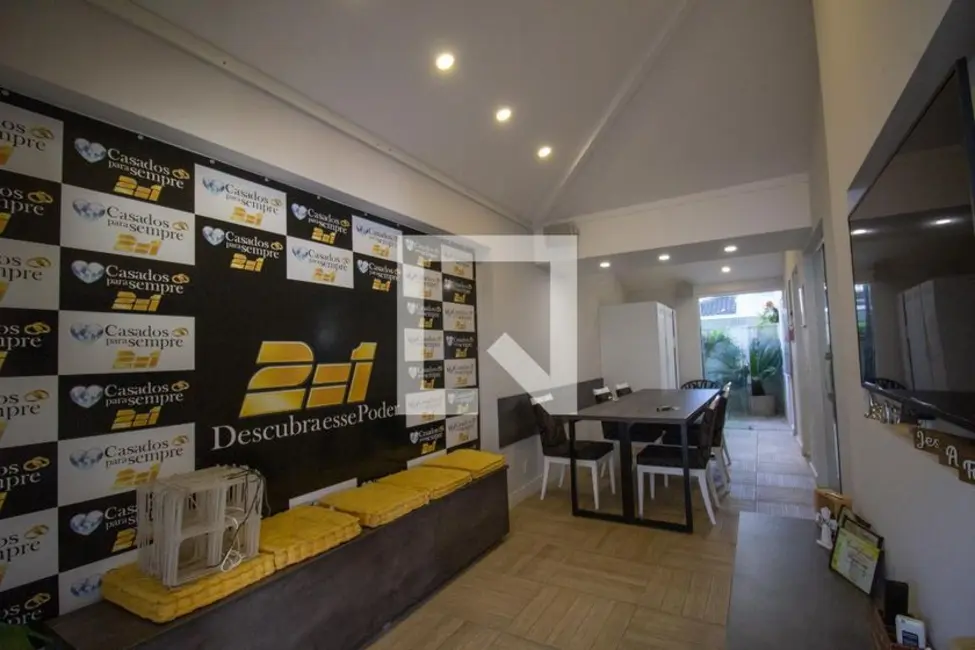 Casa de Condomínio com 5 quartos à venda, 220m2 em Rio De Janeiro - RJ - imagem 8 Foto 8 de Casa de Condomínio com 5 quartos à venda, 220m2 em Rio De Janeiro - RJ