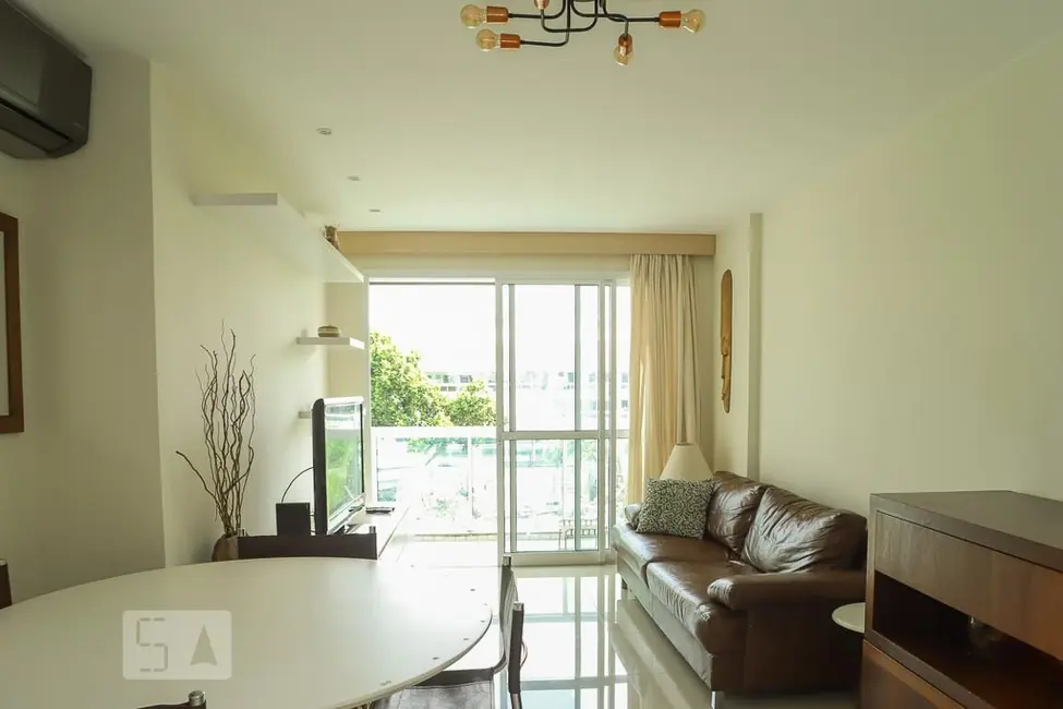 Foto 2 de Apartamento com 3 quartos à venda, 75m2 em Rio De Janeiro - RJ