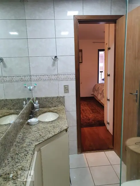 Apartamento com 3 quartos à venda, 220m2 em Rio De Janeiro - RJ - imagem 3 Foto 3 de Apartamento com 3 quartos à venda, 220m2 em Rio De Janeiro - RJ
