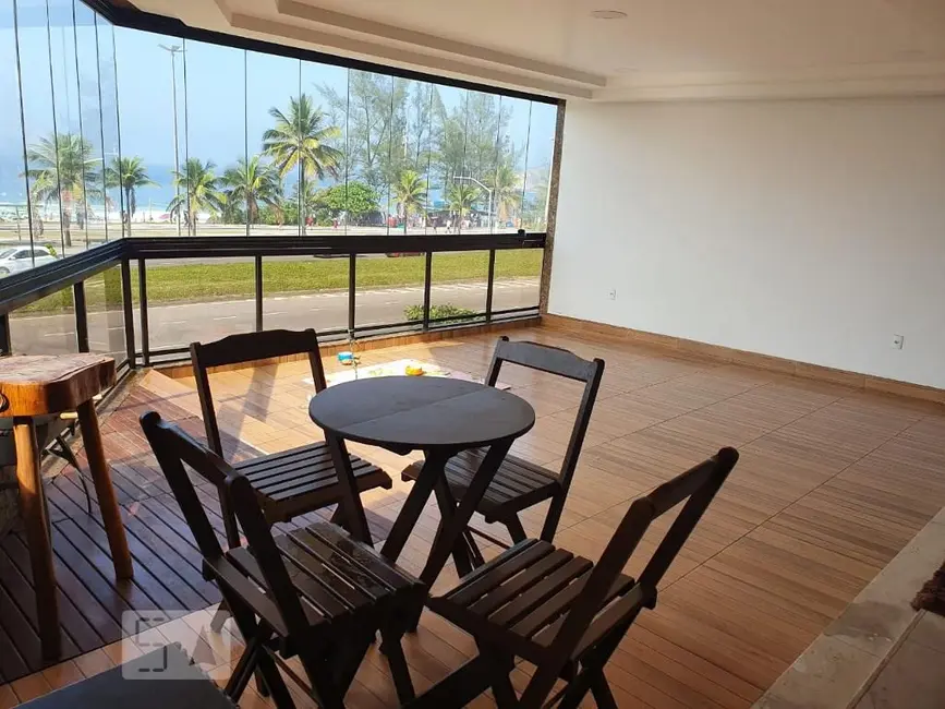 Apartamento com 3 quartos à venda, 220m2 em Rio De Janeiro - RJ - imagem 1 Foto 1 de Apartamento com 3 quartos à venda, 220m2 em Rio De Janeiro - RJ